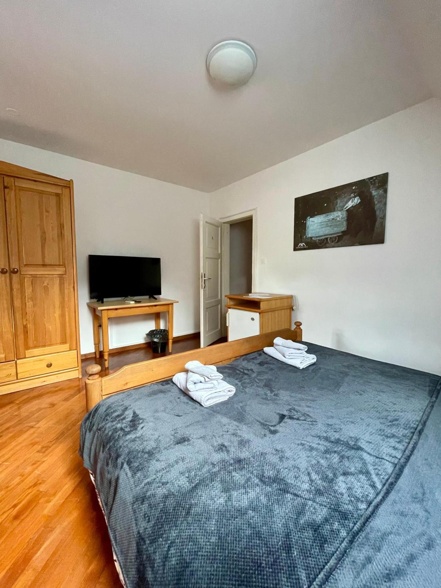 Hotel Gostisce Barbara Idrija Exteriér fotografie