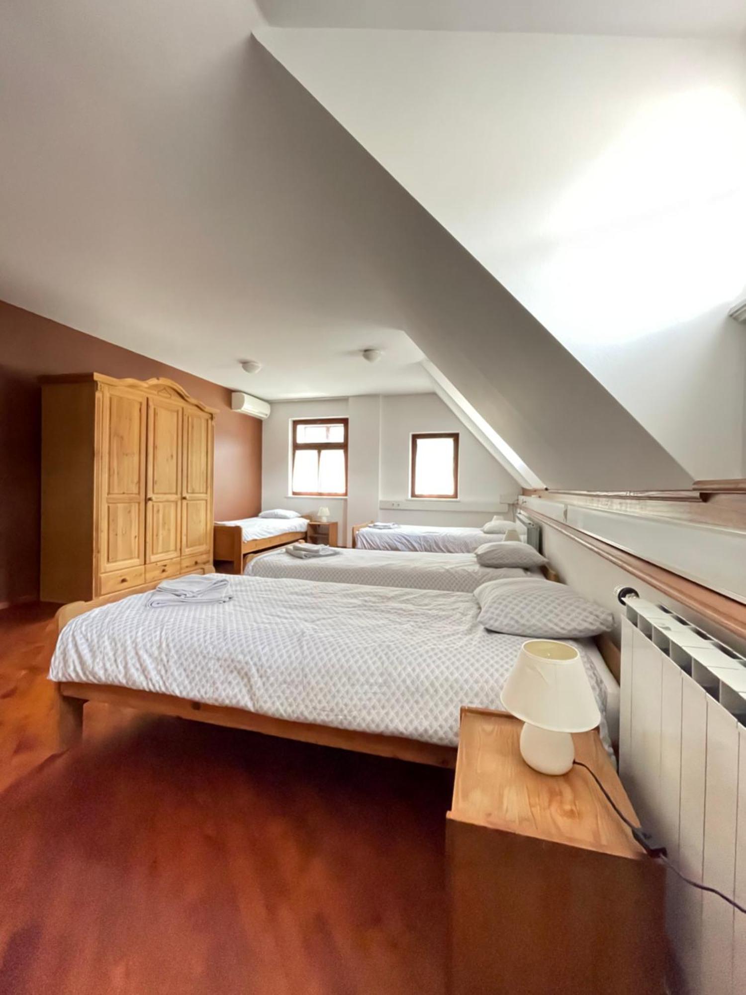 Hotel Gostisce Barbara Idrija Exteriér fotografie